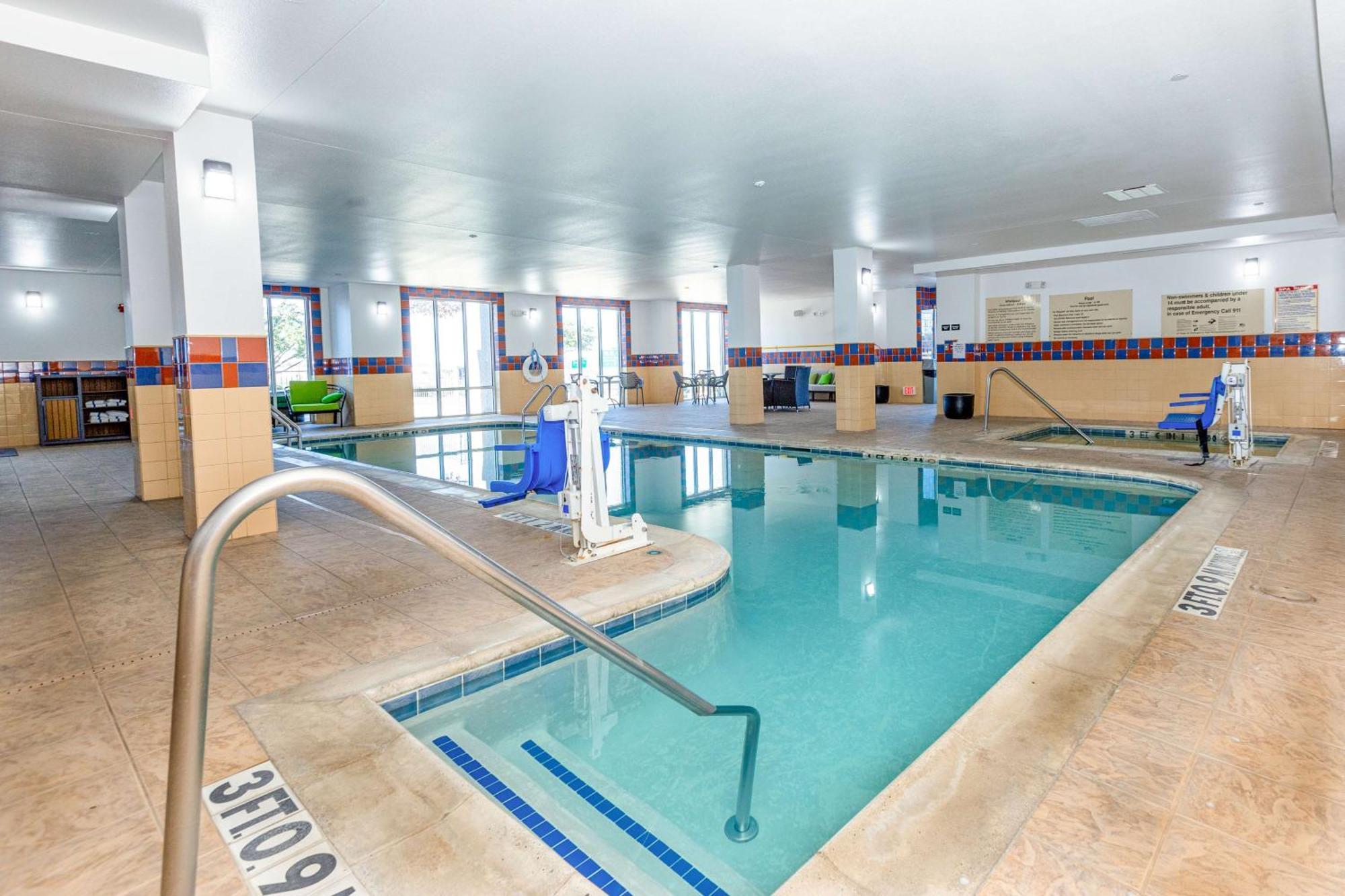 Hampton Inn & Suites Fort Worth-West-I-30 Bagian luar foto